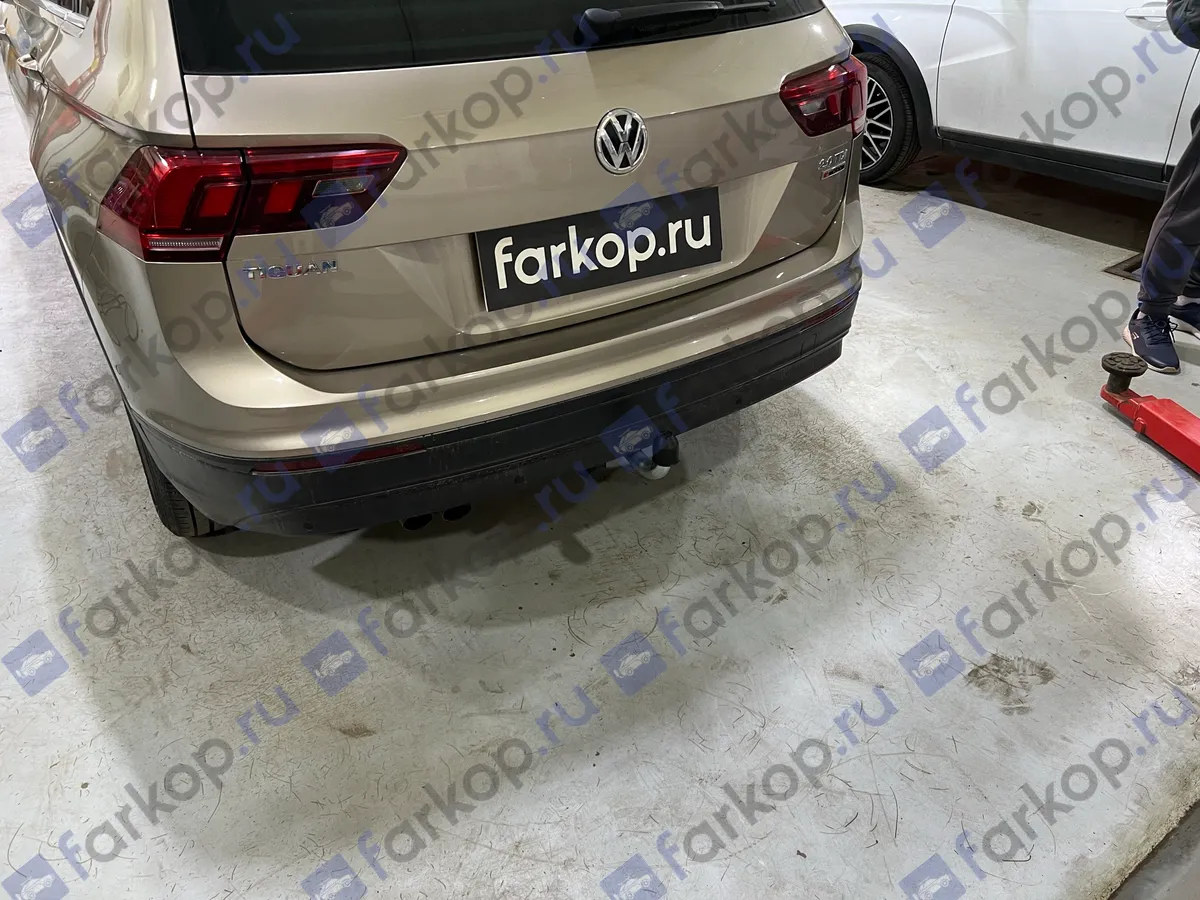 Фаркоп Galia для Volkswagen Tiguan 2016- V069A в 