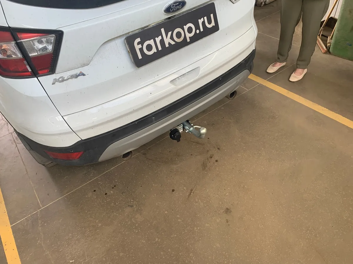 Фаркоп Лидер Плюс для Ford Kuga 2013-2019 F120-BA в Нижний Новгород Фаркоп Лидер Плюс для Ford Kuga 2013-2019 F120-BA в Нижний Новгород