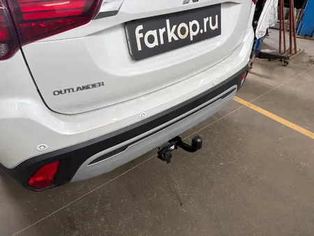 Фаркоп Berg для Mitsubishi Outlander 2012-2022 Арт. F.4013.001 F.4013.001 в Нижний Новгород