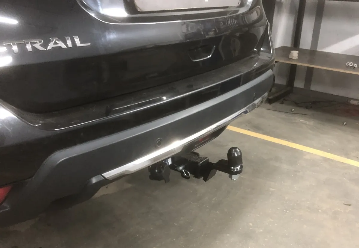 Фаркоп Berg для Nissan X-Trail 2015-2022 F.4113.001 в Нижний Новгород Фаркоп Berg для Nissan X-Trail 2015-2022 F.4113.001 в Нижний Новгород