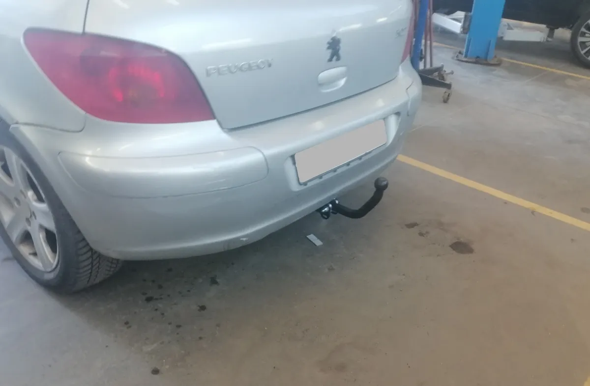 Фаркоп Лидер плюс для Peugeot 307 (хетчбек) 2001-2008 P106-A в Нижний Новгород Фаркоп Лидер плюс для Peugeot 307 (хетчбек) 2001-2008 P106-A в Нижний Новгород
