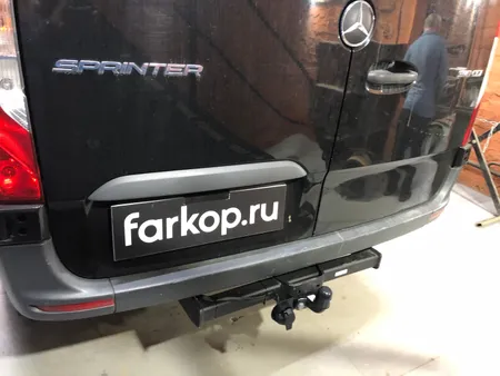 Фаркоп Steinhof для Mercedes Sprinter 2018- (без ступеньки, одинарн. колёса, база 3665/4325 mm) Арт. M-181 в Нижний Новгород