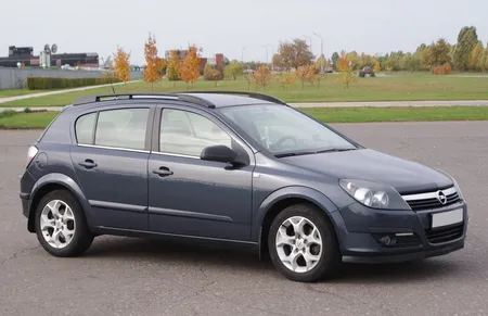 Рейлинги для OPEL ASTRA 2004-2014, полимер черный 0218-02 в 