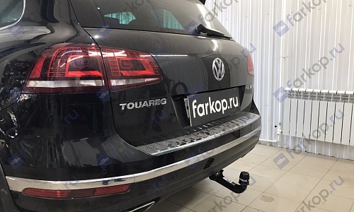 Установили фаркоп Wesfalia для Volkswagen Touareg 2018 г.