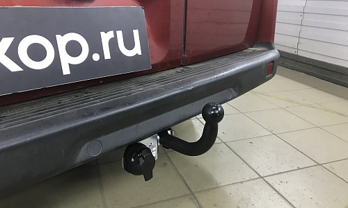 Установили фаркоп Лидер Плюс для Fiat Doblo 2012 г.в. Установили фаркоп Лидер Плюс для Fiat Doblo 2012 г.в.