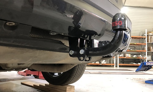 Установили фаркоп Oris для BMW X7 (G07) 2020 г.в. Установили фаркоп Oris для BMW X7 (G07) 2020 г.в.