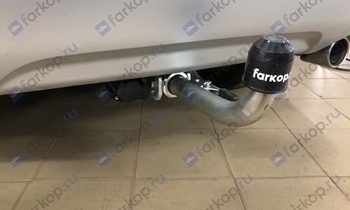 Установили фаркоп Galia для Ford Kuga 2017 г.в.