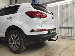 Установили фаркоп Лидер Плюс для Kia Sportage 2014 г.в.