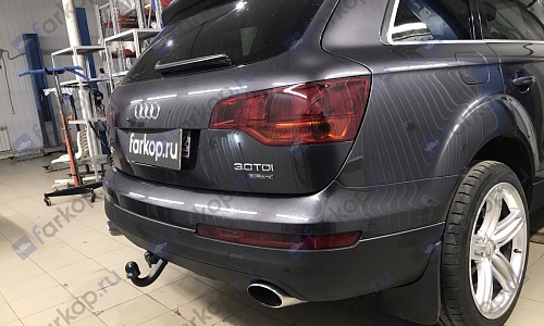 Установили фаркоп Oris для Audi Q7 2008 г.в.