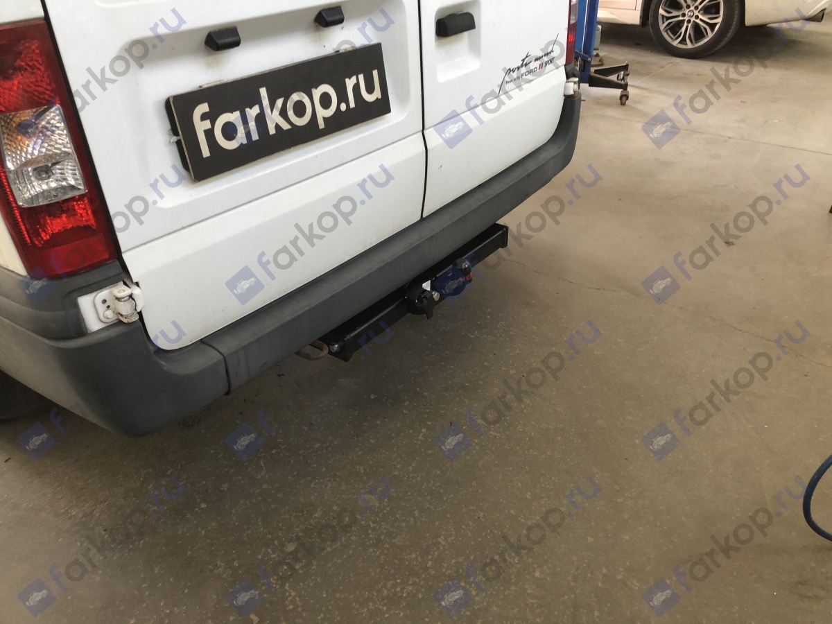 Фаркоп Oris для Ford Transit 2000-2014, (для а/м без ступеньки) Арт. 3982-F 3982-F в 