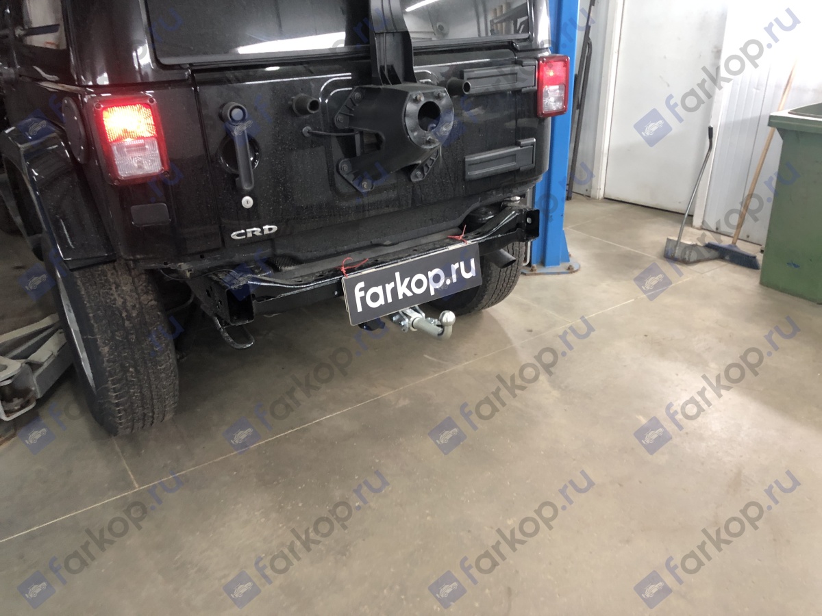 Фаркоп Galia для Jeep Wrangler 2007-2018 J008C в 