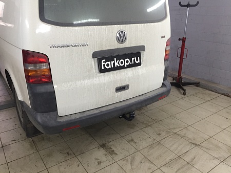 Фаркоп Steinhof для Volkswagen Transporter T5 2003-2015 V-119 в 