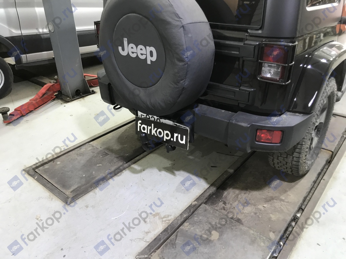 Фаркоп Auto-Hak для Jeep Wrangler 2006-2018 Арт. JP 09 JP 09 в 