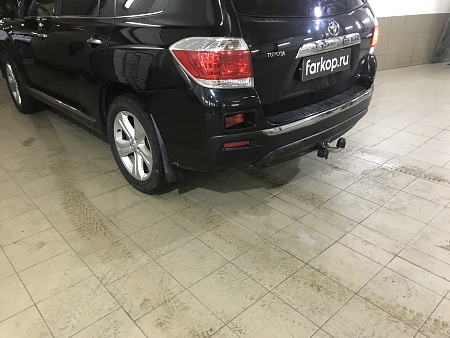 Фаркоп Galia для Toyota Highlander 2010-2014 Арт. T068A T068A в 