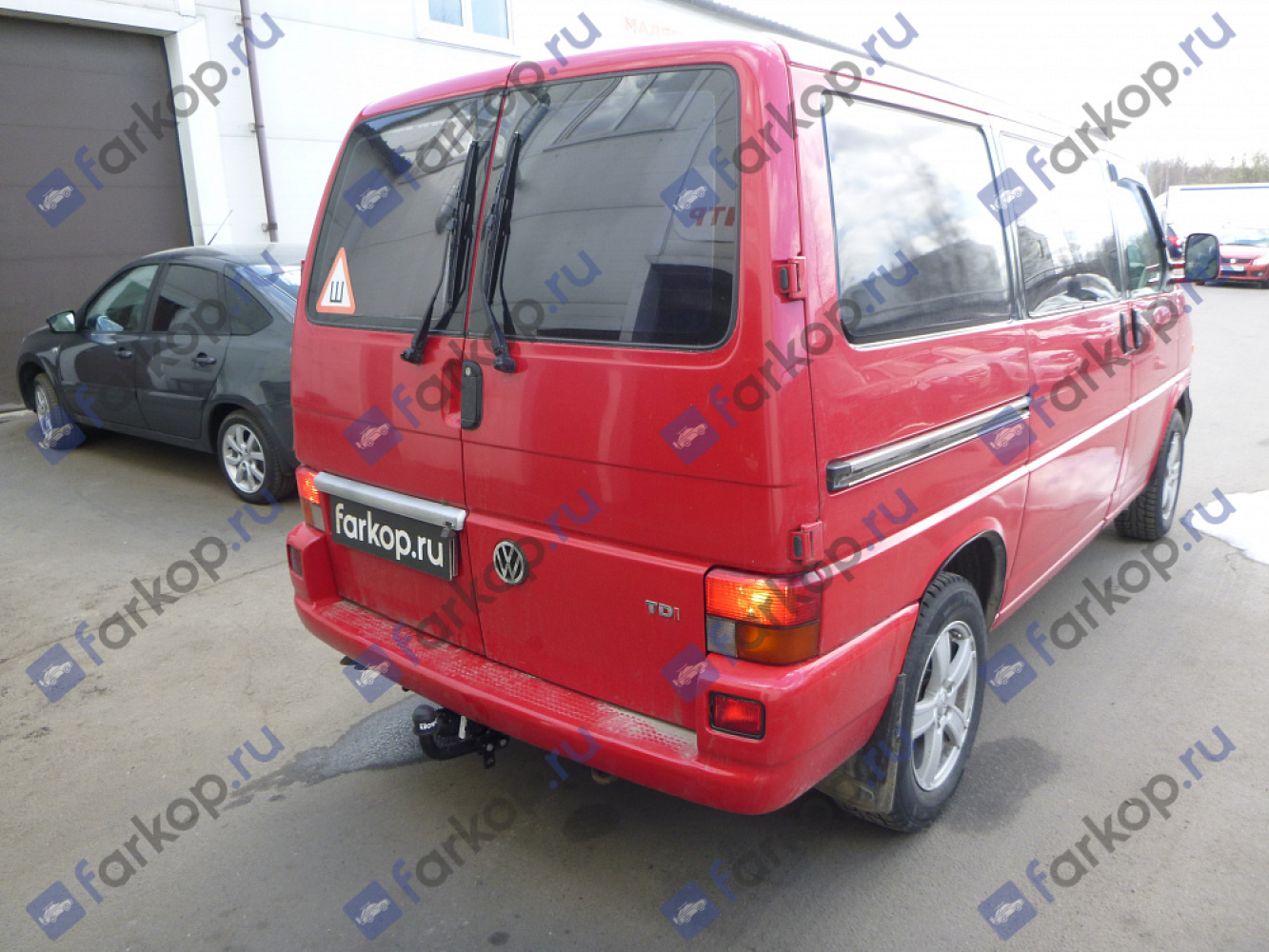 Фаркоп Aragon для Volkswagen Transporter T4 1990-2003 E6706CA в 