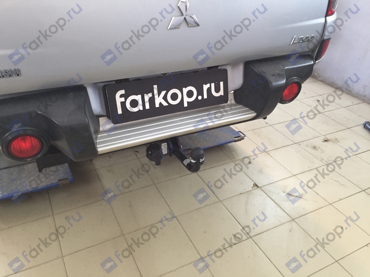 Фаркоп Aragon для Mitsubishi L200 2014-2016, (с пластиковым бампером) Арт. E4201DA E4201DA в 