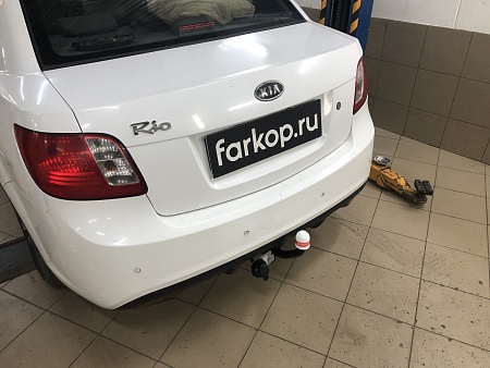 Фаркоп Трейлер для Kia Rio (седан) 2009-2011 Арт. 7330 7330 в 