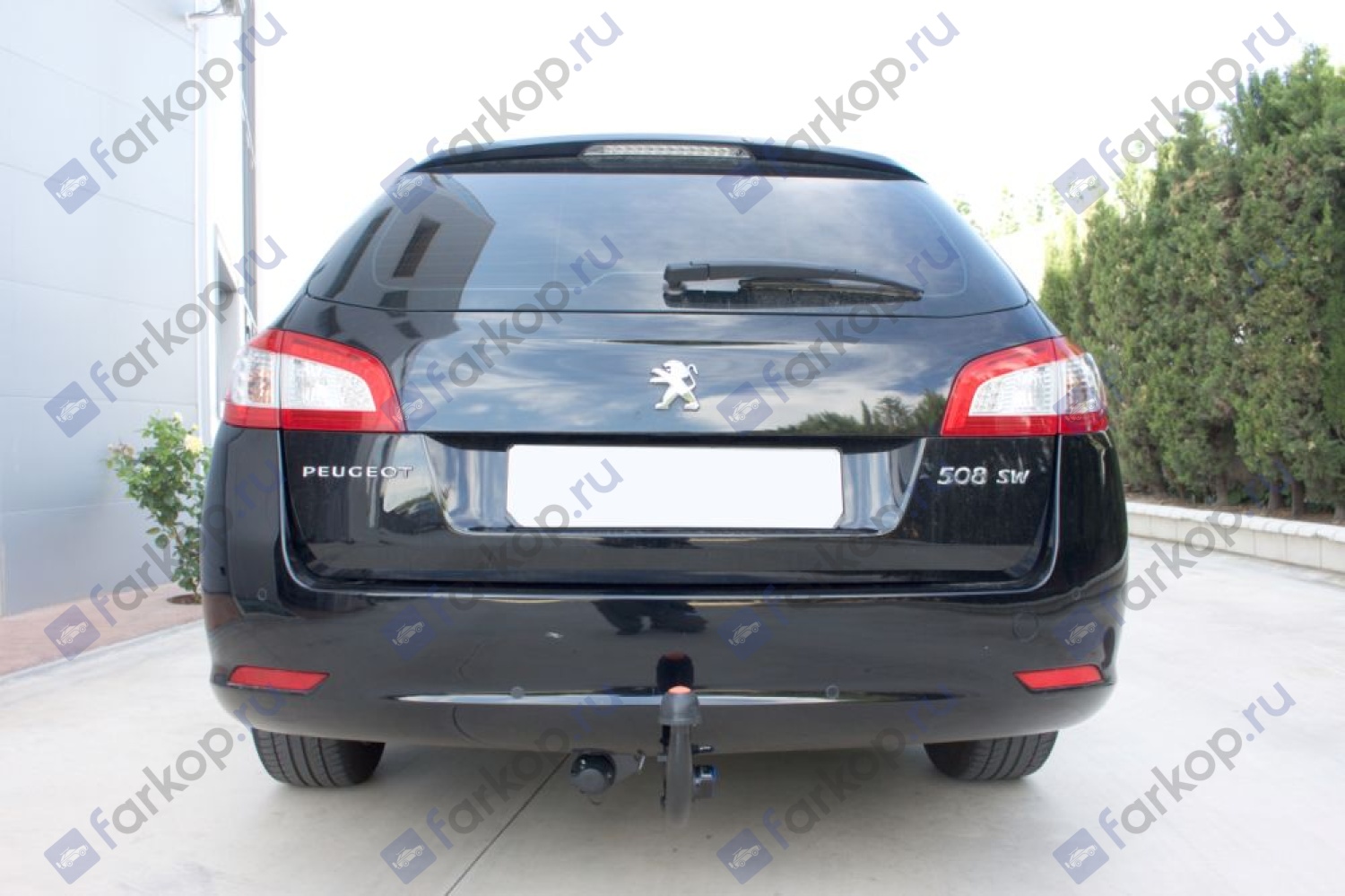 Фаркоп Aragon для Peugeot 508 2011-2018 E4725AV в 