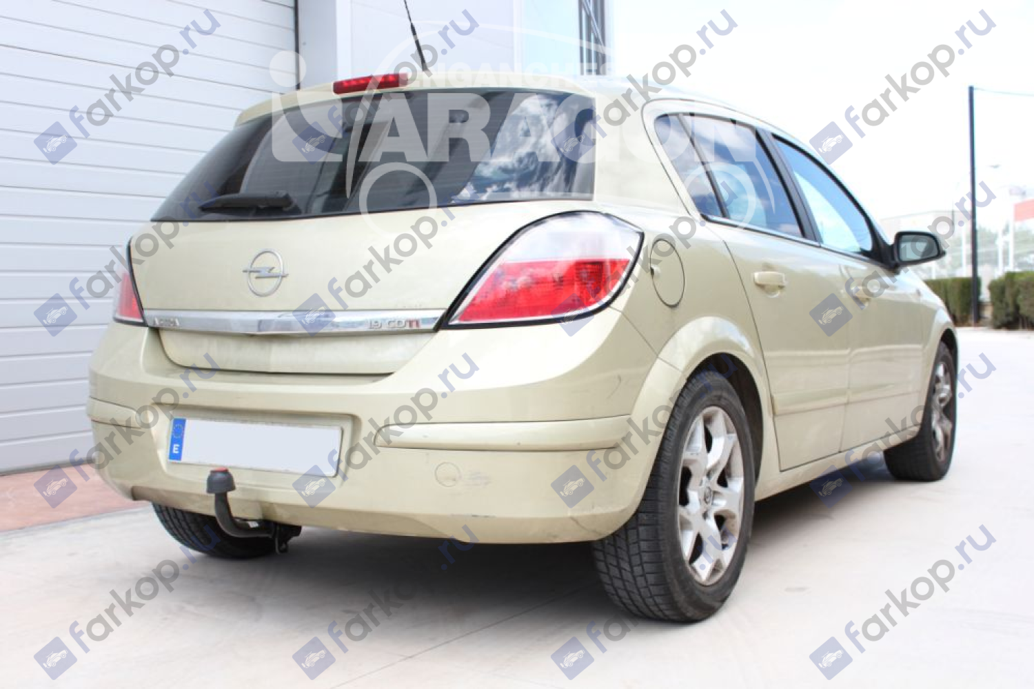 Фаркоп Aragon для Opel Astra (5 дв) 2004-2014 E4508CA в 