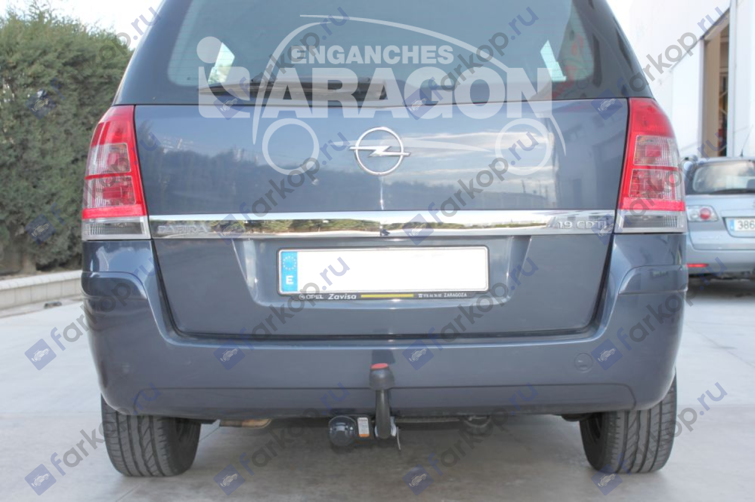 Фаркоп Aragon для Opel Zafira 2005-2012 Арт. E4519BA E4519BA в 