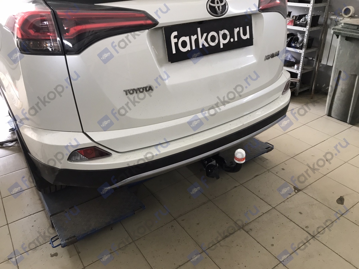 Фаркоп Трейлер для Toyota RAV4 2013-2019 Арт. 7833 7833 в 