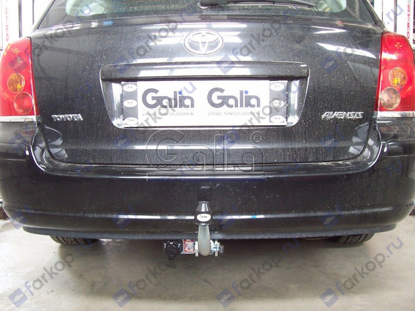 Фаркоп Galia для Toyota Avensis (универсал) 2003-2009 Арт. T055C T055C в 