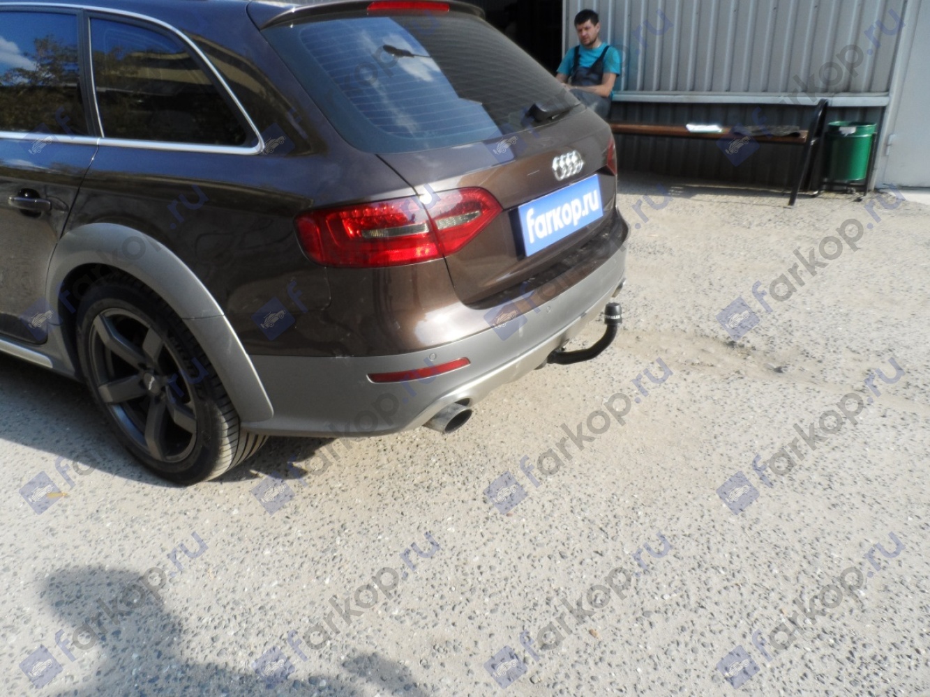 Фаркоп Westfalia для Audi A4 (седан, универсал) 2009-2015 (вкл. Allroad, S4) 305445600001 в 