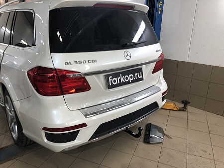 Фаркоп Auto-Hak для Mercedes GL-class 2012-2016 D 49V в 