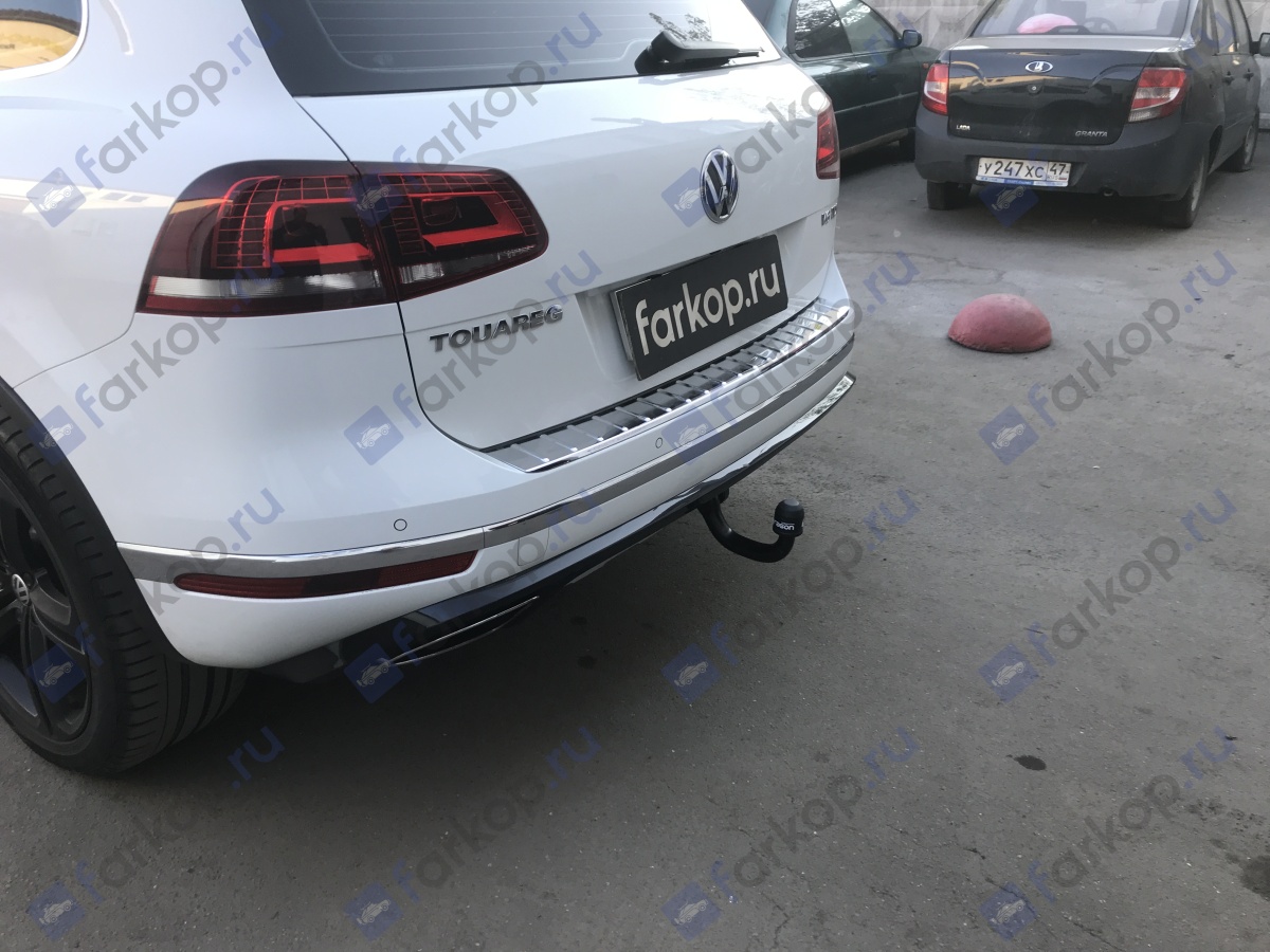 Фаркоп Aragon для Volkswagen Touareg 2010-2018 E6710AV в 