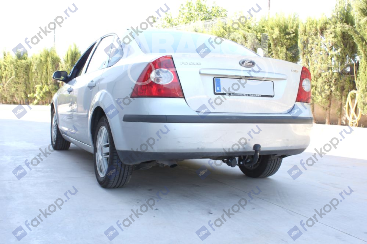 Фаркоп Aragon для Ford Focus (седан) 2004-2010 Арт. E2011CA E2011CA в 