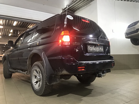 Фаркоп Лидер Плюс для Mitsubishi Pajero Sport 1998-2008 Арт. M107-F M107-F в 