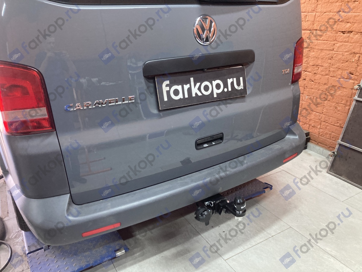 Фаркоп TowRus для Volkswagen Caravelle 2003-2015 269076 в 