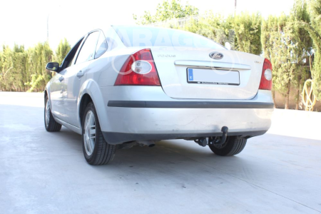 Фаркоп Aragon для Ford Focus (седан) 2004-2010 Арт. E2011CA E2011CA в 